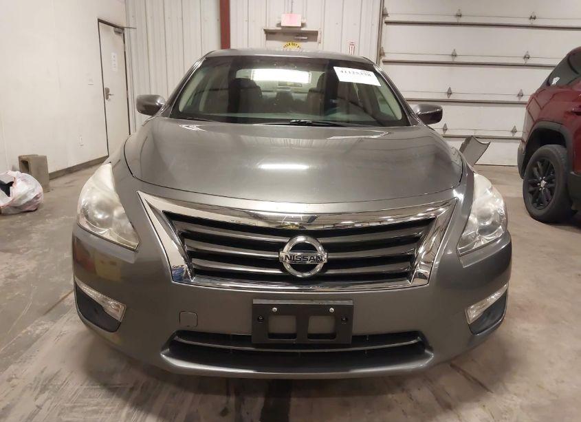 Photo 13 of 2015 Nissan Altima 2.5/2.5 S/2.5 SL/2.5 SV (VIN 1N4AL3AP6FN389897)