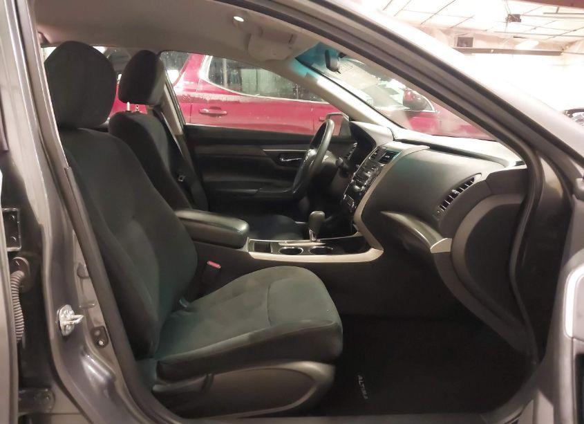 Photo 5 of 2015 Nissan Altima 2.5/2.5 S/2.5 SL/2.5 SV (VIN 1N4AL3AP6FN389897)