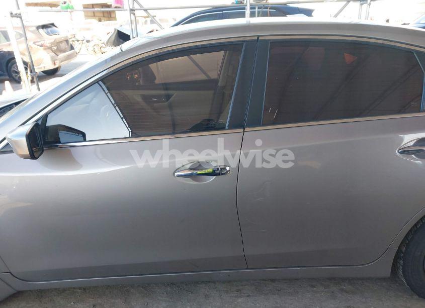 Photo 15 of 2015 Nissan Altima 2.5 S (VIN 1N4AL3AP6FN390158)