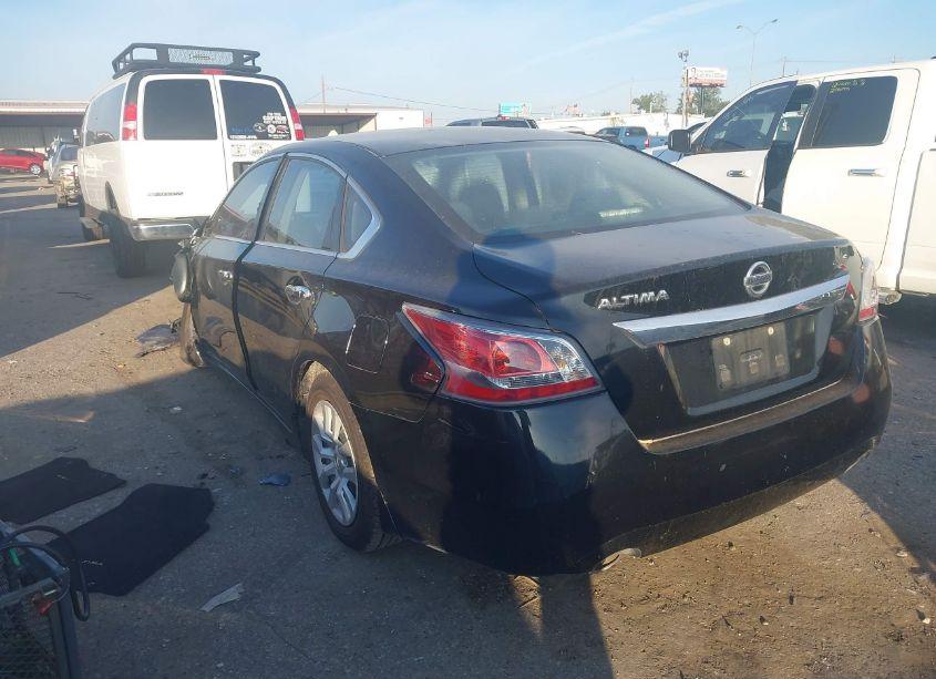 Photo 3 of 2015 Nissan Altima 2.5 S (VIN 1N4AL3AP6FN864223)