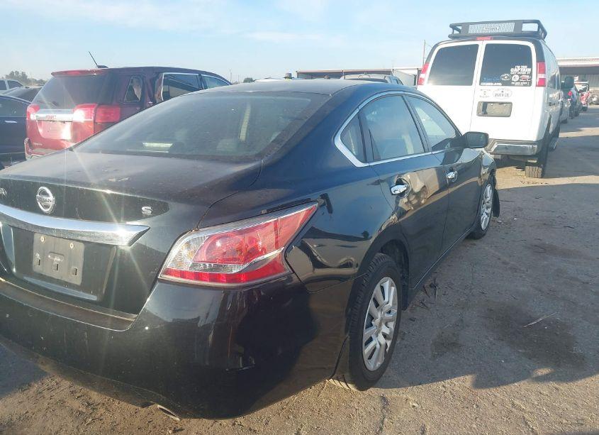 Photo 4 of 2015 Nissan Altima 2.5 S (VIN 1N4AL3AP6FN864223)