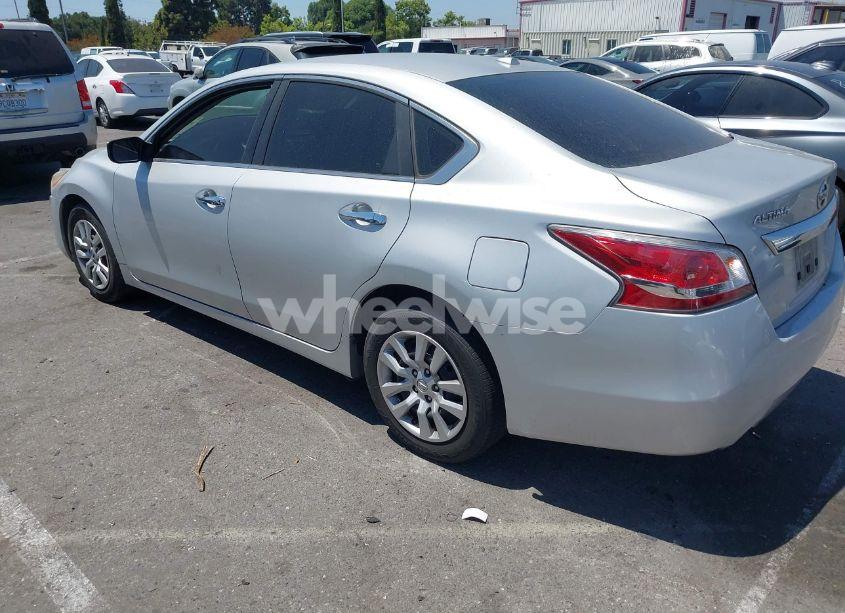 Photo 3 of 2015 Nissan Altima 2.5/2.5 S/2.5 SL/2.5 SV (VIN 1N4AL3AP6FN865680)