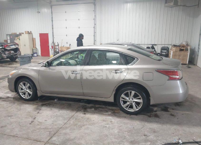 Photo 14 of 2015 Nissan Altima 2.5 SL (VIN 1N4AL3AP6FN869244)