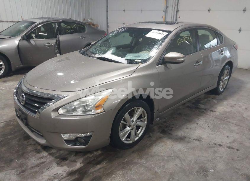 Photo 2 of 2015 Nissan Altima 2.5 SL (VIN 1N4AL3AP6FN869244)