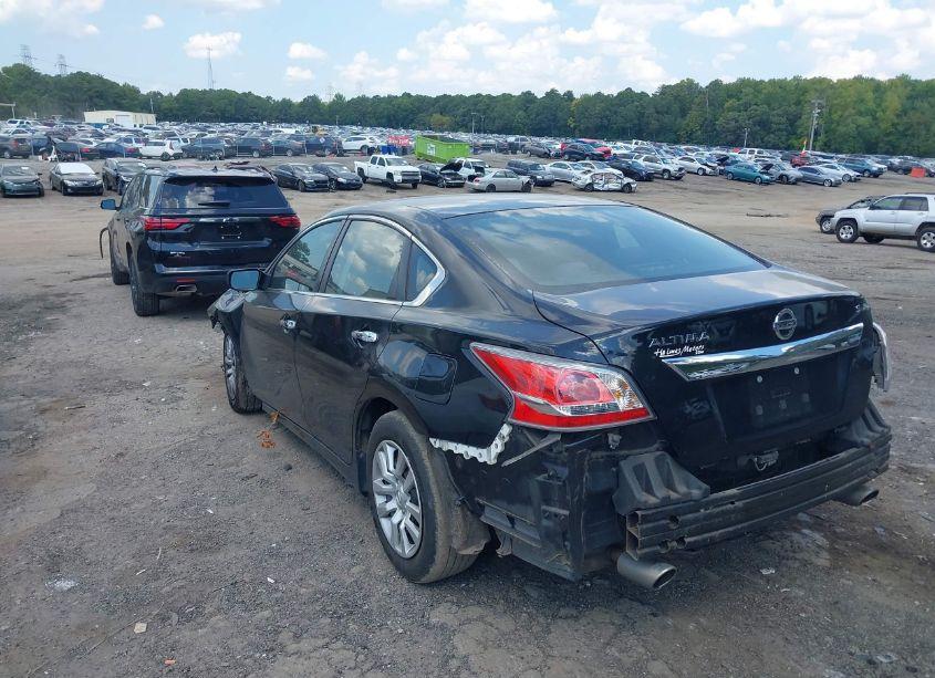Photo 3 of 2015 Nissan Altima 2.5 S (VIN 1N4AL3AP6FN872743)