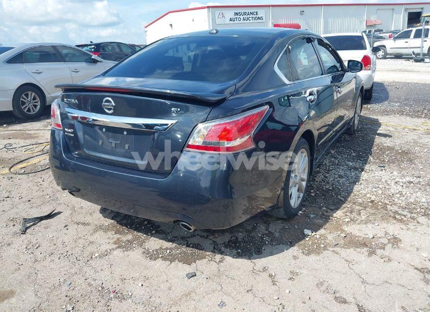 Photo 4 of 2015 Nissan Altima 2.5 SL (VIN 1N4AL3AP6FN872967)