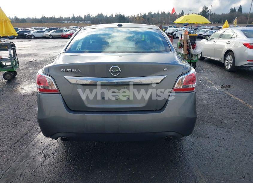 Photo 16 of 2015 Nissan Altima 2.5/2.5 S/2.5 SL/2.5 SV (VIN 1N4AL3AP6FN875030)