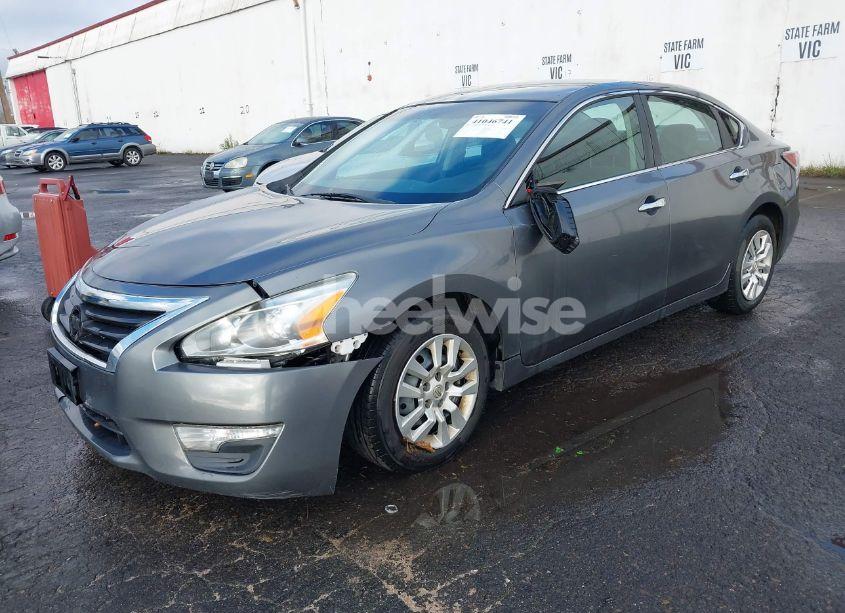 Photo 2 of 2015 Nissan Altima 2.5/2.5 S/2.5 SL/2.5 SV (VIN 1N4AL3AP6FN875030)