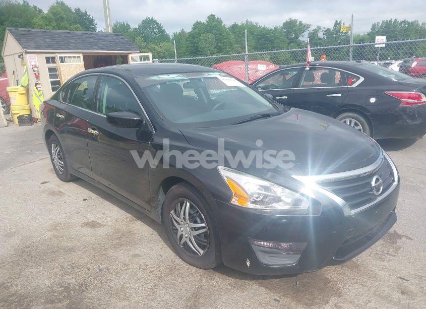 2015 Nissan Altima 2.5/2.5 S/2.5 SL/2.5 SV (VIN 1N4AL3AP6FN890854) main photo