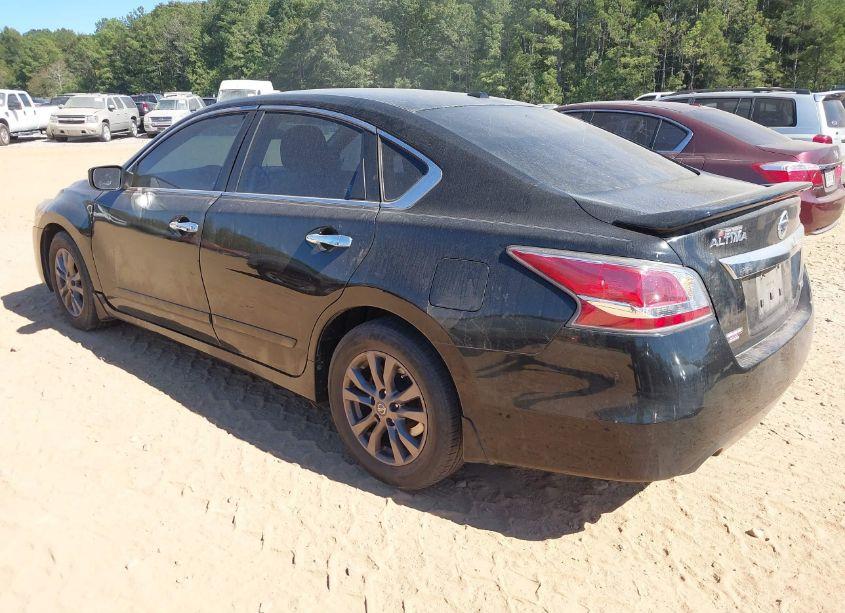 Photo 3 of 2015 Nissan Altima 2.5 S (VIN 1N4AL3AP6FN899523)