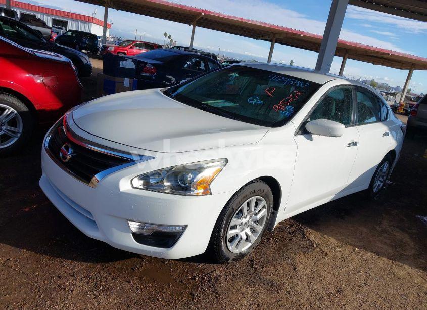 Photo 2 of 2015 Nissan Altima 2.5 S (VIN 1N4AL3AP6FN915252)