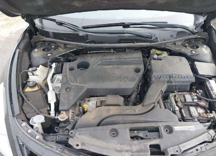 Photo 10 of 2015 Nissan Altima 2.5 S (VIN 1N4AL3AP6FN915543)