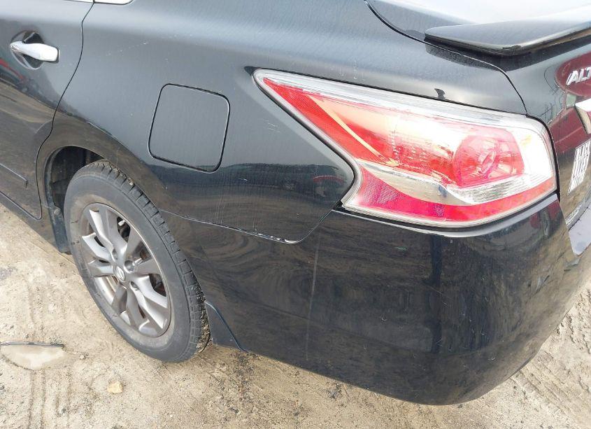 Photo 17 of 2015 Nissan Altima 2.5 S (VIN 1N4AL3AP6FN915543)