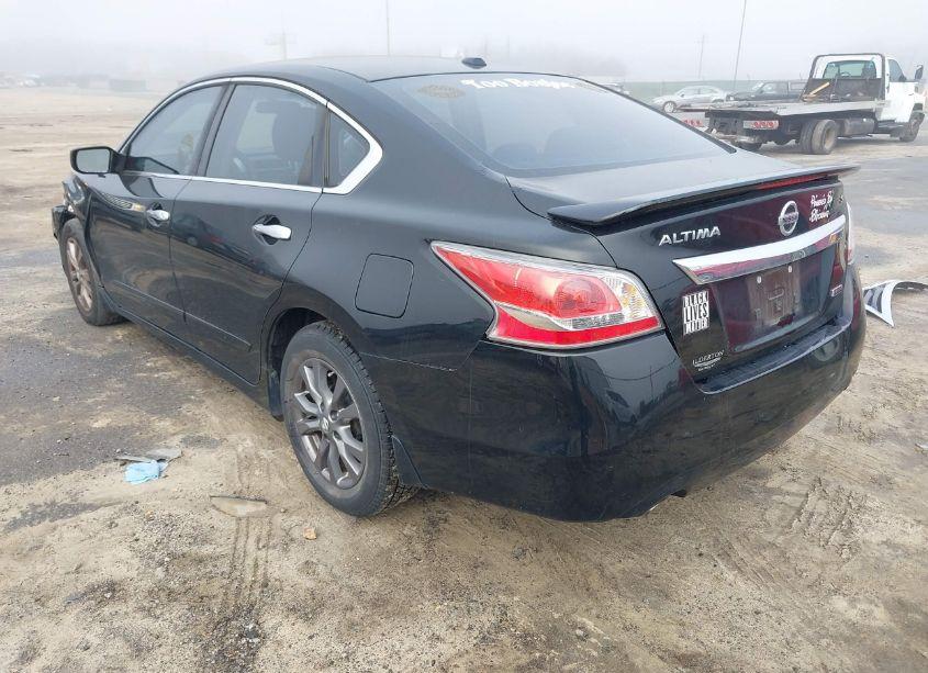 Photo 3 of 2015 Nissan Altima 2.5 S (VIN 1N4AL3AP6FN915543)