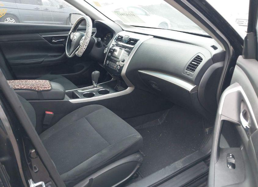 Photo 5 of 2015 Nissan Altima 2.5 S (VIN 1N4AL3AP6FN915543)