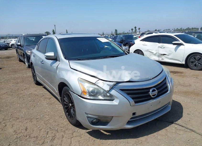 Photo 6 of 2015 Nissan Altima 2.5/2.5 S/2.5 SL/2.5 SV (VIN 1N4AL3AP6FN919785)