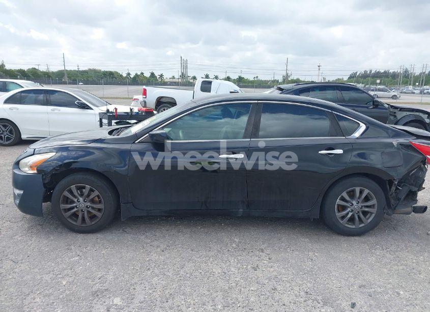 Photo 14 of 2015 Nissan Altima 2.5 S (VIN 1N4AL3AP6FN923075)
