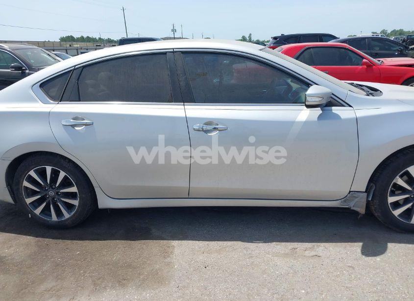 Photo 13 of 2016 Nissan Altima 2.5 SL (VIN 1N4AL3AP6GC121669)