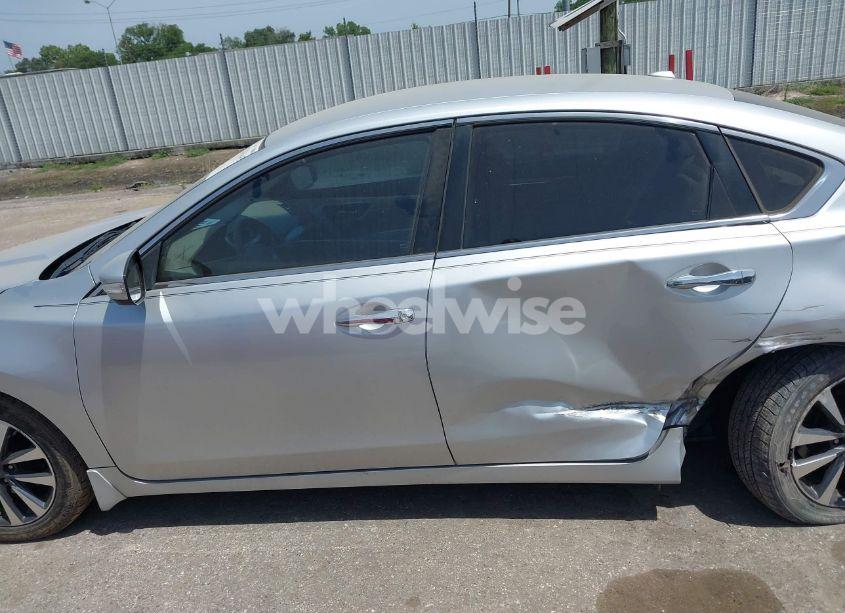 Photo 14 of 2016 Nissan Altima 2.5 SL (VIN 1N4AL3AP6GC121669)