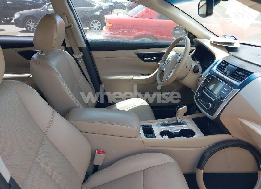 Photo 5 of 2016 Nissan Altima 2.5 SL (VIN 1N4AL3AP6GC121669)