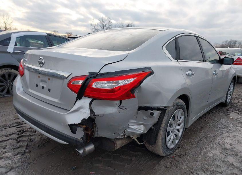 Photo 4 of 2016 Nissan Altima 2.5 S (VIN 1N4AL3AP6GC125768)