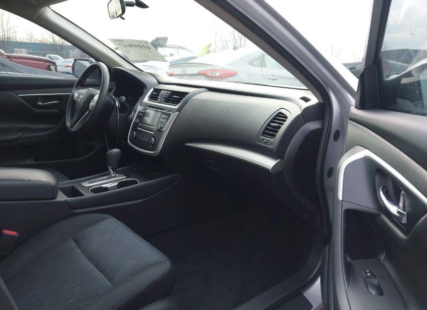 Photo 5 of 2016 Nissan Altima 2.5 S (VIN 1N4AL3AP6GC125768)