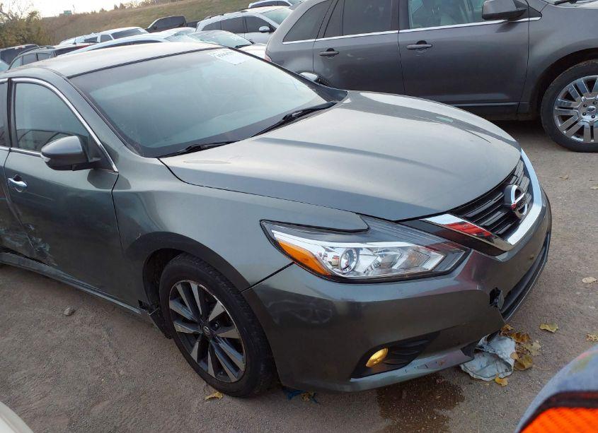 2016 Nissan Altima 2.5 SL (VIN 1N4AL3AP6GC132185) main photo