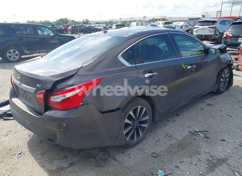 Photo 4 of 2016 Nissan Altima 2.5 SV (VIN 1N4AL3AP6GC146541)