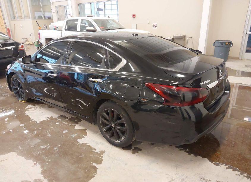 Photo 3 of 2016 Nissan Altima 2.5 SL (VIN 1N4AL3AP6GC149102)