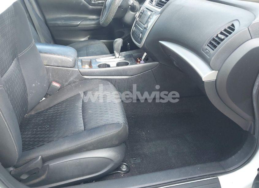 Photo 5 of 2016 Nissan Altima 2.5/2.5 S/2.5 SL/2.5 SR/2.5 SV (VIN 1N4AL3AP6GC150556)