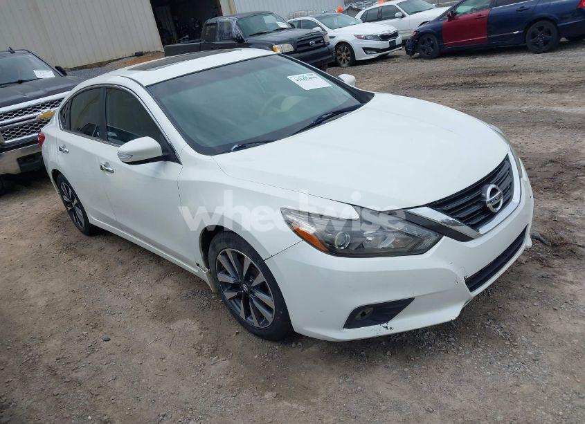 2016 Nissan Altima 2.5 SV (VIN 1N4AL3AP6GC166224) main photo