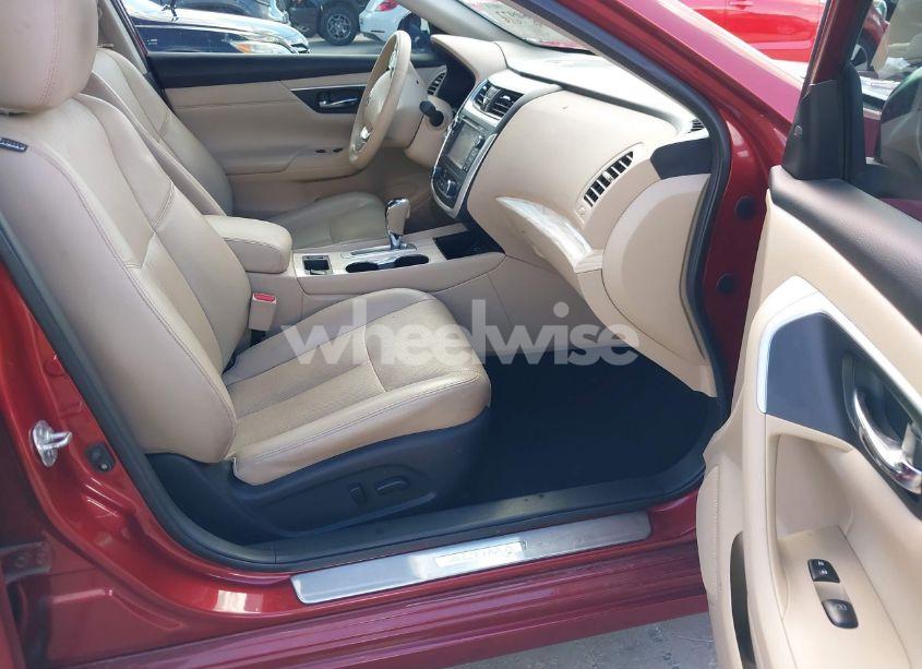 Photo 5 of 2016 Nissan Altima 2.5/2.5 S/2.5 SL/2.5 SR/2.5 SV (VIN 1N4AL3AP6GC167289)