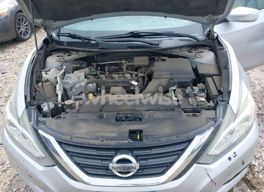 Photo 10 of 2016 Nissan Altima 2.5 (VIN 1N4AL3AP6GC168670)