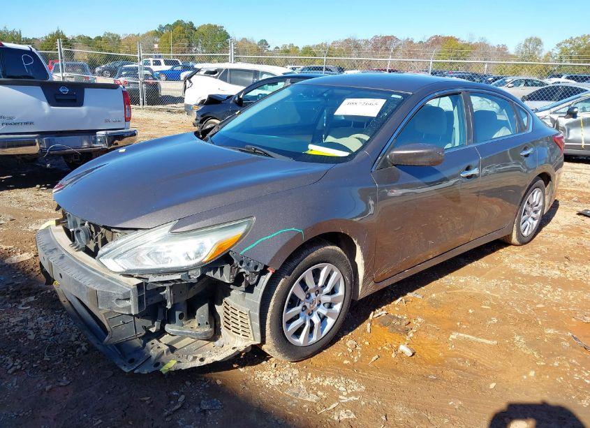 Photo 2 of 2016 Nissan Altima 2.5 S (VIN 1N4AL3AP6GC176025)