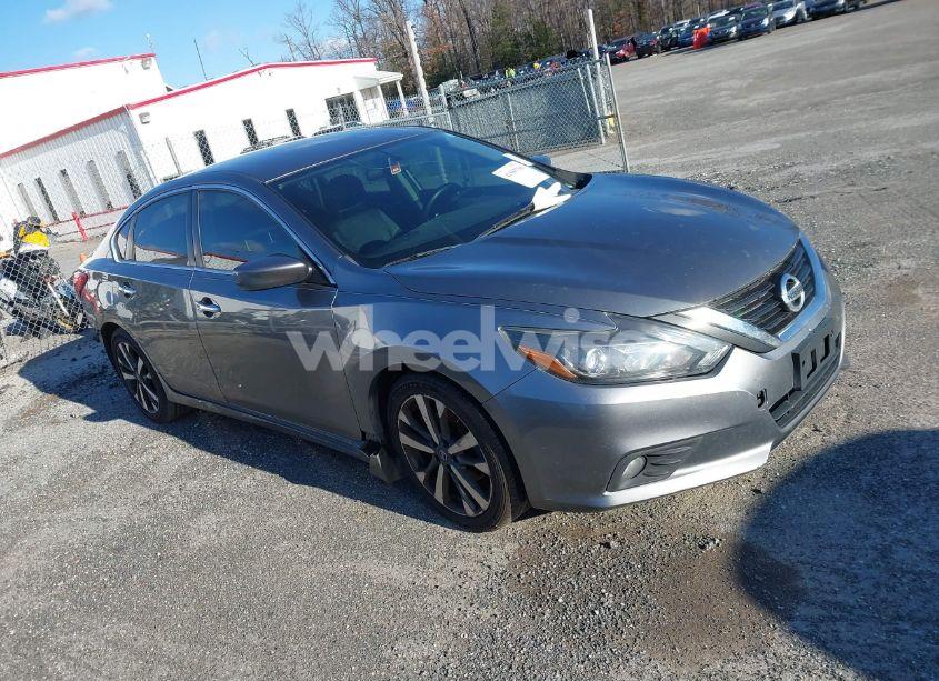 2016 Nissan Altima 2.5 SR (VIN 1N4AL3AP6GC211601) main photo