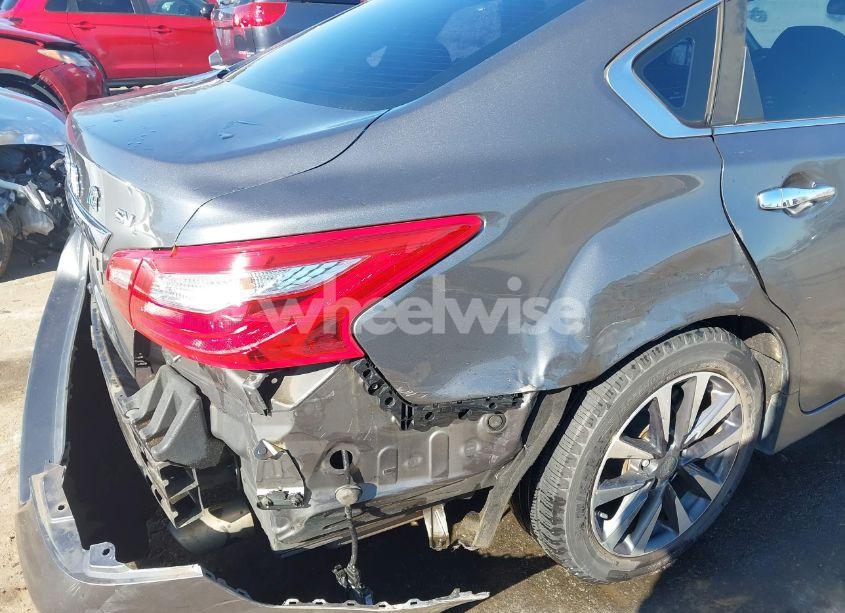 Photo 19 of 2016 Nissan Altima 2.5/2.5 S/2.5 SL/2.5 SR/2.5 SV (VIN 1N4AL3AP6GC228561)