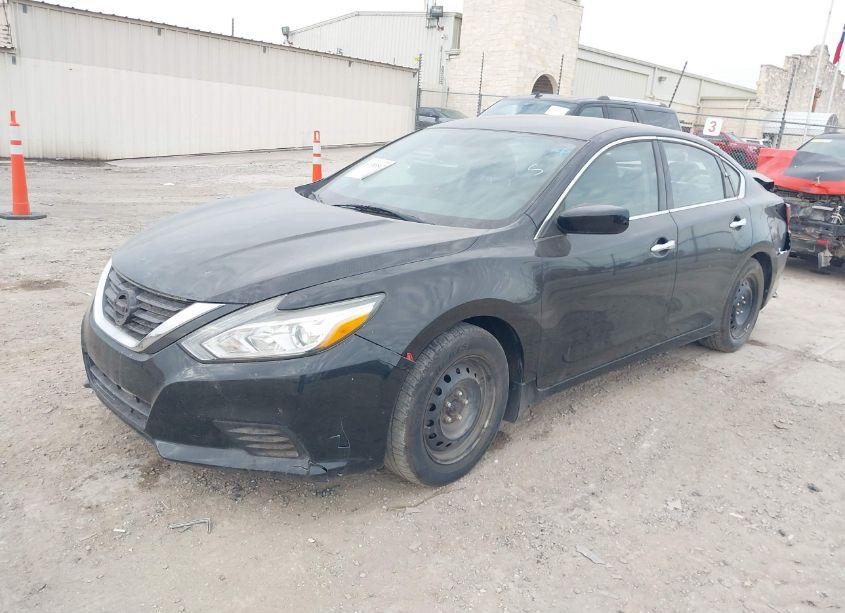Photo 2 of 2016 Nissan Altima 2.5 S (VIN 1N4AL3AP6GC241097)