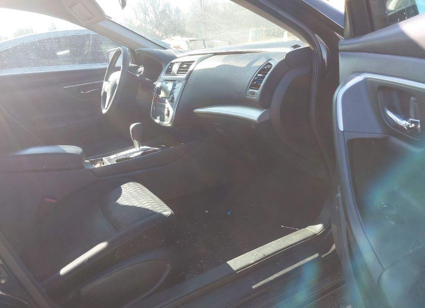 Photo 5 of 2016 Nissan Altima 2.5/2.5 S/2.5 SL/2.5 SR/2.5 SV (VIN 1N4AL3AP6GC245957)