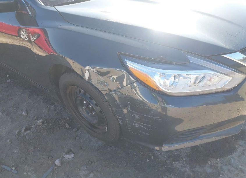 Photo 6 of 2016 Nissan Altima 2.5/2.5 S/2.5 SL/2.5 SR/2.5 SV (VIN 1N4AL3AP6GC245957)