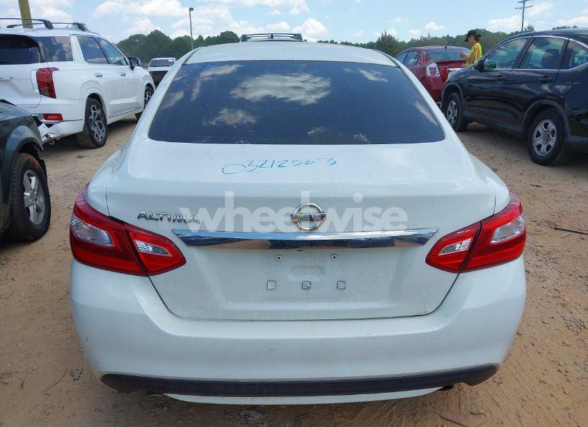 Photo 16 of 2016 Nissan Altima 2.5/2.5 S/2.5 SL/2.5 SR/2.5 SV (VIN 1N4AL3AP6GC256795)