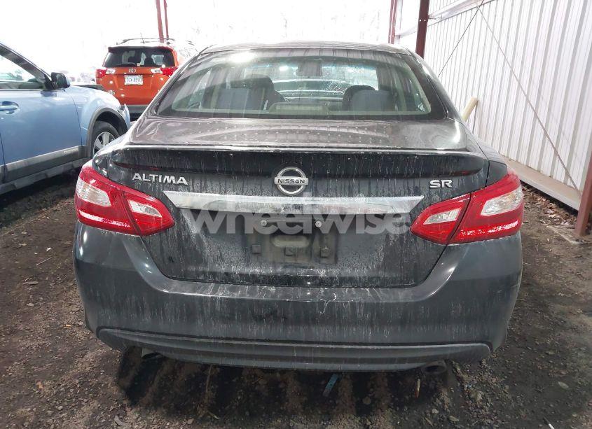 Photo 17 of 2016 Nissan Altima 2.5 SR (VIN 1N4AL3AP6GC261446)