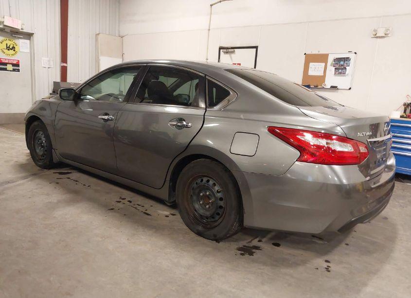 Photo 3 of 2016 Nissan Altima 2.5 S (VIN 1N4AL3AP6GC263522)