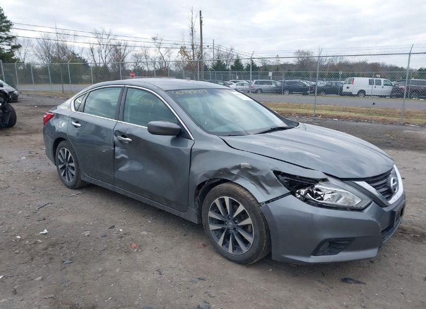 2016 Nissan Altima 2.5 SV (VIN 1N4AL3AP6GC273435) main photo