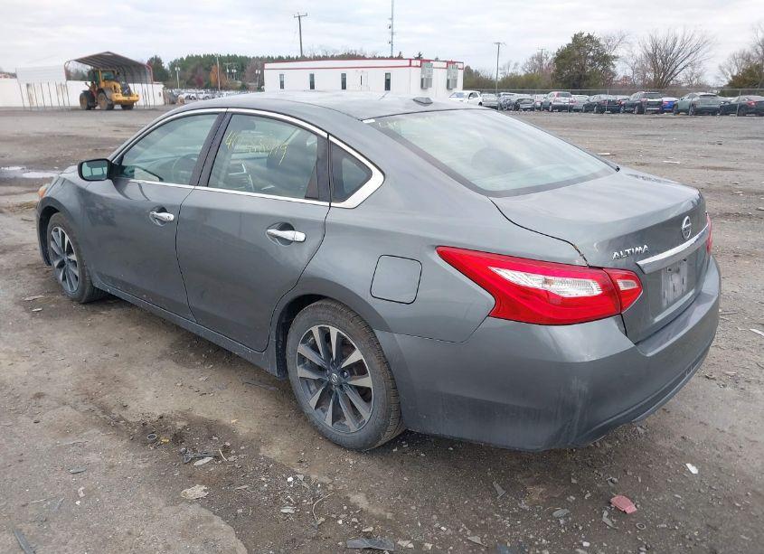 Photo 3 of 2016 Nissan Altima 2.5 SV (VIN 1N4AL3AP6GC273435)