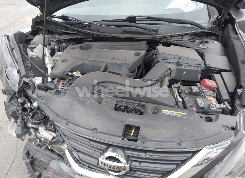 Photo 10 of 2016 Nissan Altima 2.5 SR (VIN 1N4AL3AP6GC275492)