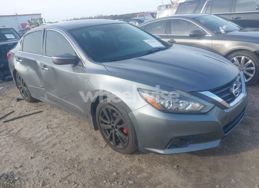 2016 Nissan Altima 2.5 SR (VIN 1N4AL3AP6GC281535) main photo