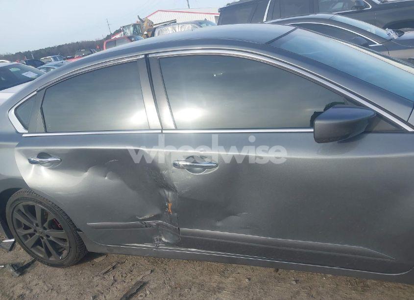 Photo 13 of 2016 Nissan Altima 2.5 SR (VIN 1N4AL3AP6GC281535)