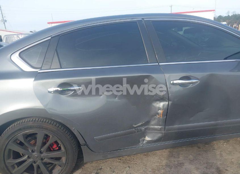 Photo 6 of 2016 Nissan Altima 2.5 SR (VIN 1N4AL3AP6GC281535)