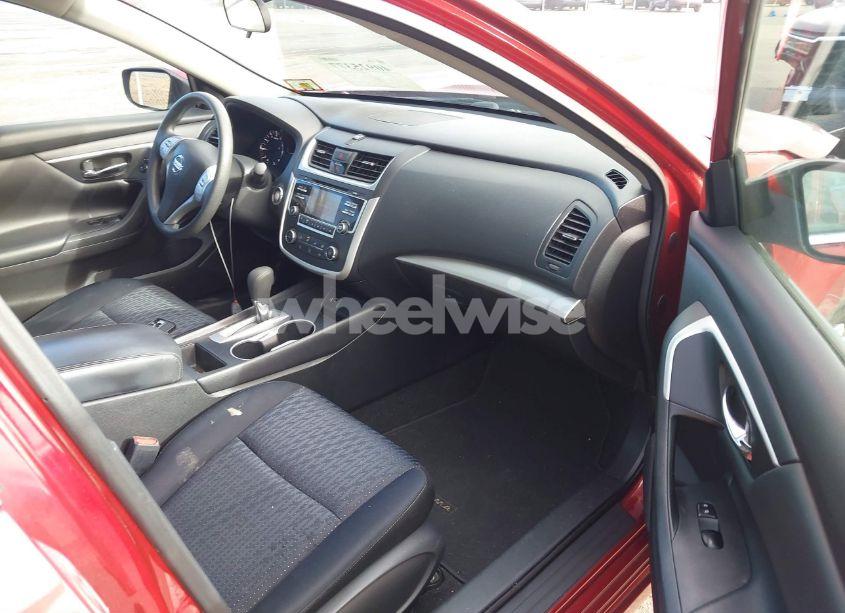 Photo 5 of 2016 Nissan Altima 2.5/2.5 S/2.5 SL/2.5 SR/2.5 SV (VIN 1N4AL3AP6GN325702)