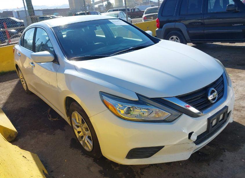 2016 Nissan Altima 2.5/2.5 S/2.5 SL/2.5 SR/2.5 SV (VIN 1N4AL3AP6GN329880) main photo